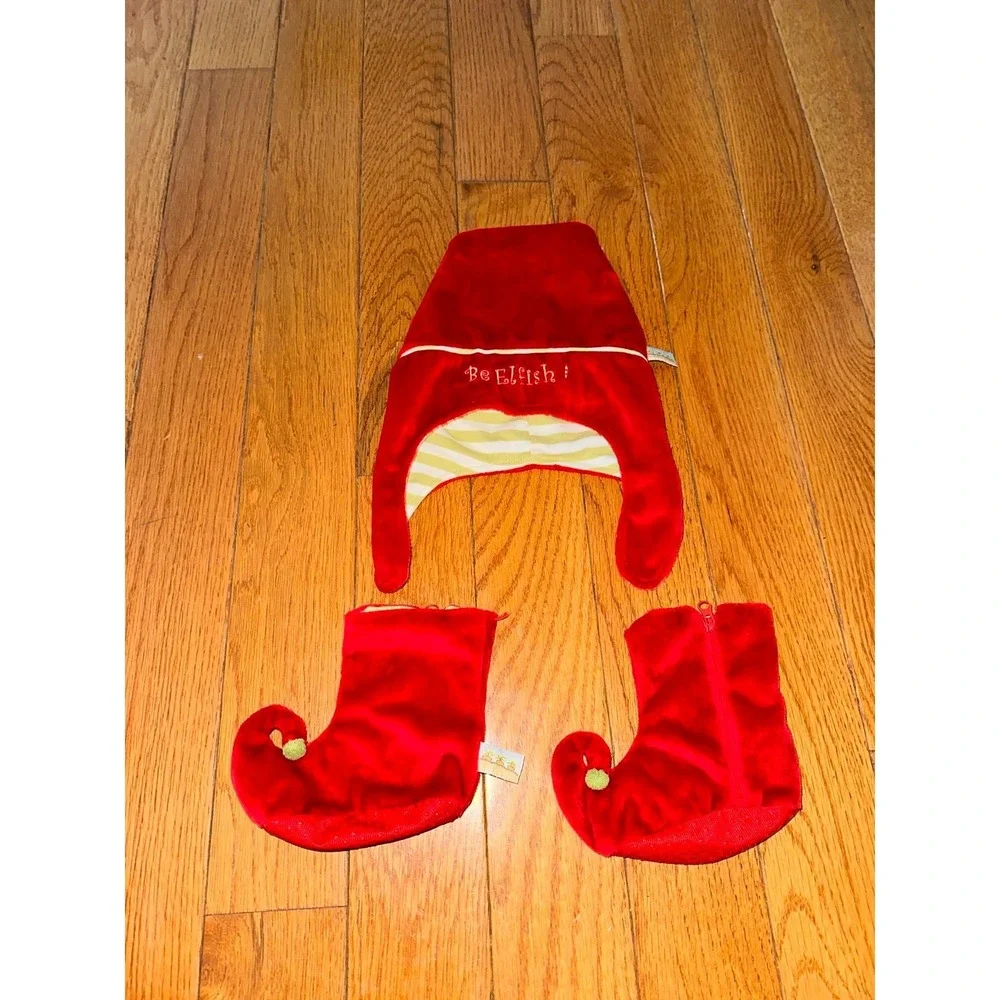 Christmas holiday Bunnies By The Bay elf shoes & hat For baby 6-12 months Cond